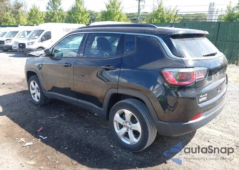 2018 Jeep Compass Latitude 4X4 from USA, damaged, VIN 3C4NJDBB7JT435935